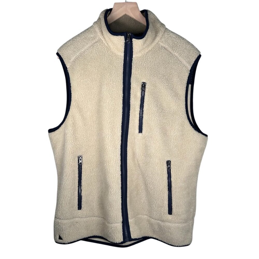 UNTUCKit Davis Sherpa Fleece Vest Size Large Outdoors Hiking Camping Festival Ca